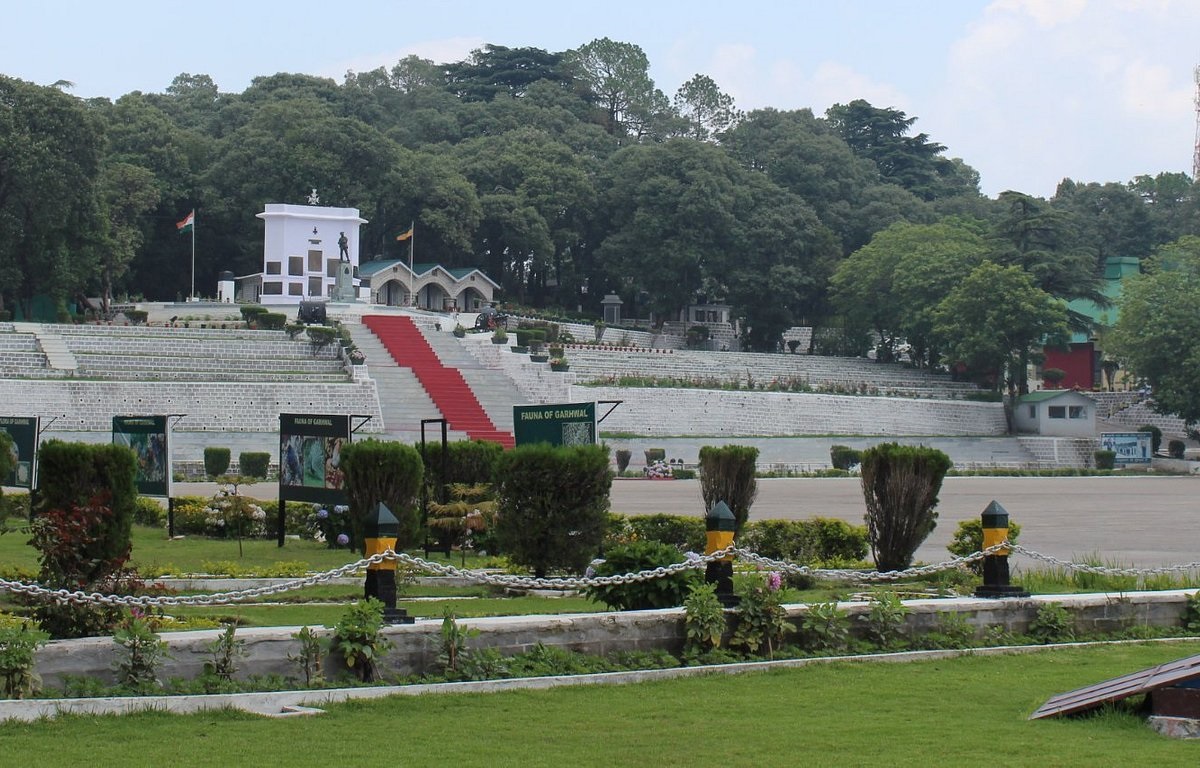 War Memorial Established in 1923 by, Lord Rawlinson of Trent (then, Commander in Chief, India), this War Memorial was founded to mark the heroism of Garhwal Regiment. This memorial indicts pre-independence history of Garhwal Regiment.